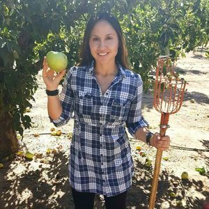 Meet your Posher, Yolanda